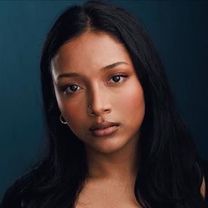 Meet your Posher, Akshara